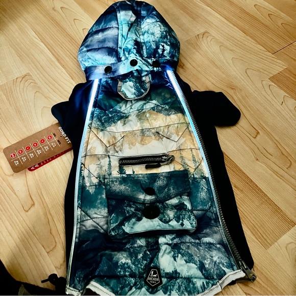 Beautiful Multi Colored Winter Light Up Dog Coat NWT - Picture 8 of 14